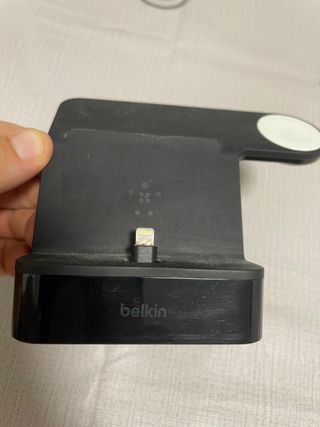 Base de carga iPhone y Apple Watch 