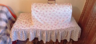 DOS MAQUINAS DE COSER