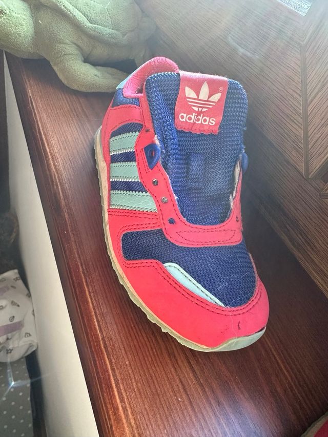 Tenis adidas talla 30