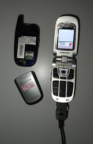 Coppia di Samsung sgh-z140v