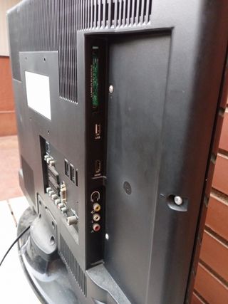 Televisor OKI 26"