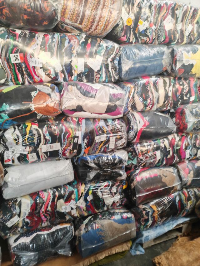 ROPA DE SEGUNDA MANO MUJER