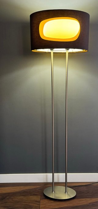 Lampara pie de salón