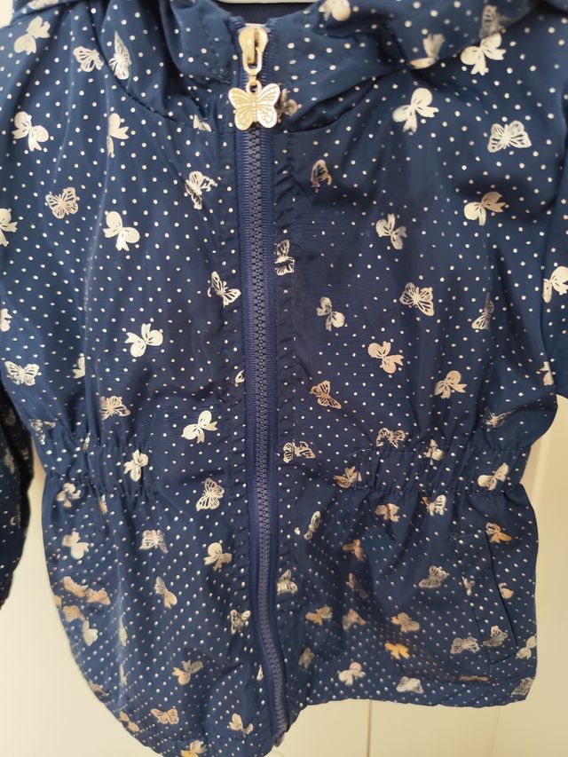 Chubasquero azul talla 12 meses