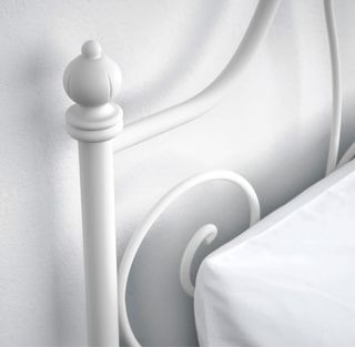 Cama ikea Leirvik con somier
