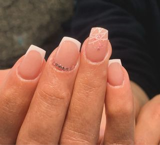Manicura y pedicura a domicilio