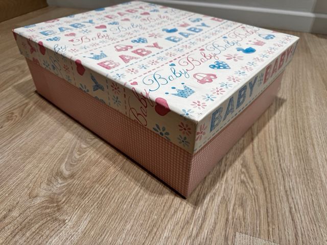 Caja para cosas bebé