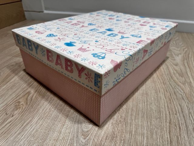 Caja para cosas bebé