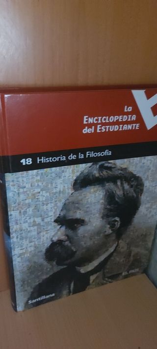 Enciclopedias Santillana 8x5=40. X 35€ las 8 encic