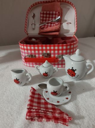 Maletín de niña juego de café 