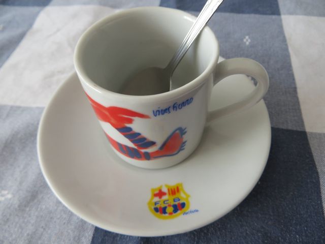 2 Platos + 1 Taza + 1 Cucharilla Barça x 2eur tot