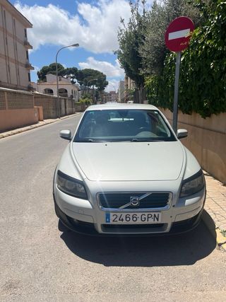 Volvo C30 2009