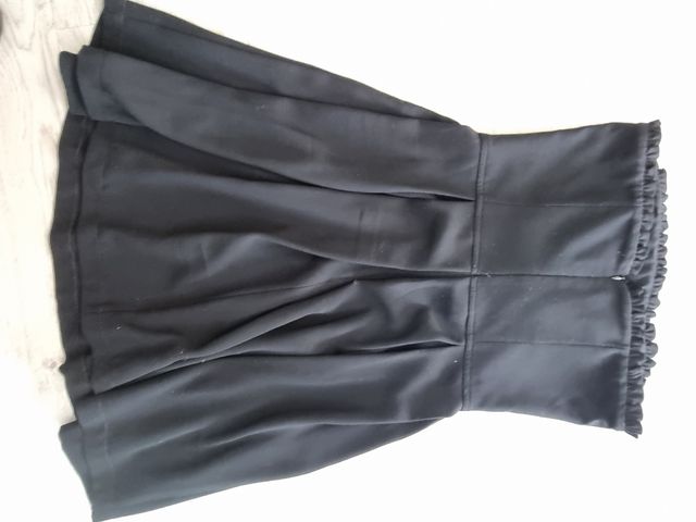 Increíble vestido palabra de honor. Sandro ferrone