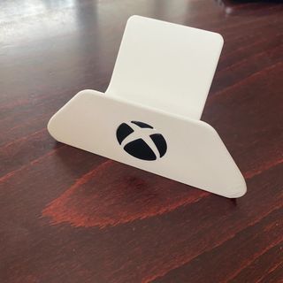 Soporte para mandos de Xbox con logo