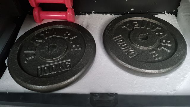 Barra con 2 discos de 10kg cada uno