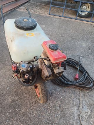 Cuba fumigar 100 litros a motor gasolina