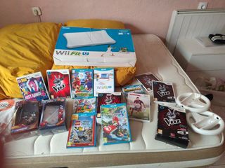Juegos ,mandos y tabla de deporte wii