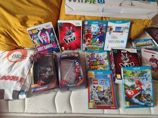 Juegos ,mandos y tabla de deporte wii