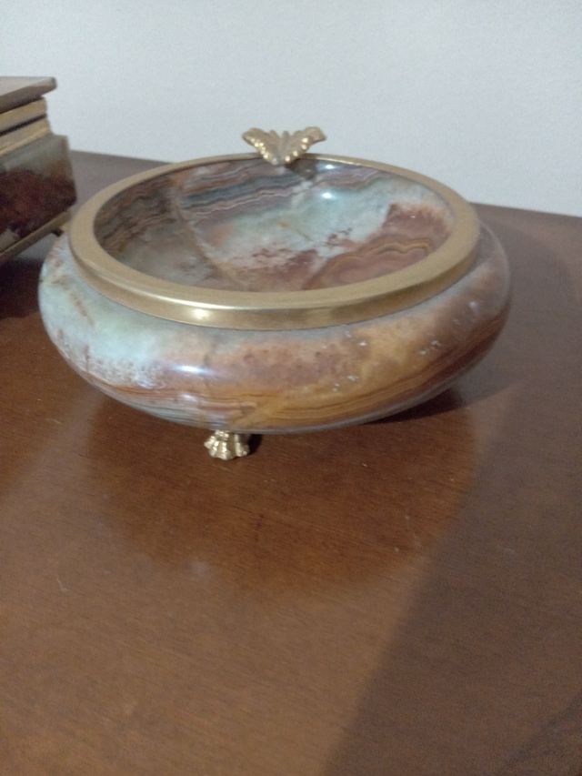 Portagioielli in marmo