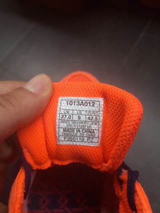 Asics sortiemagic ro 4 tenka. talla 42.5