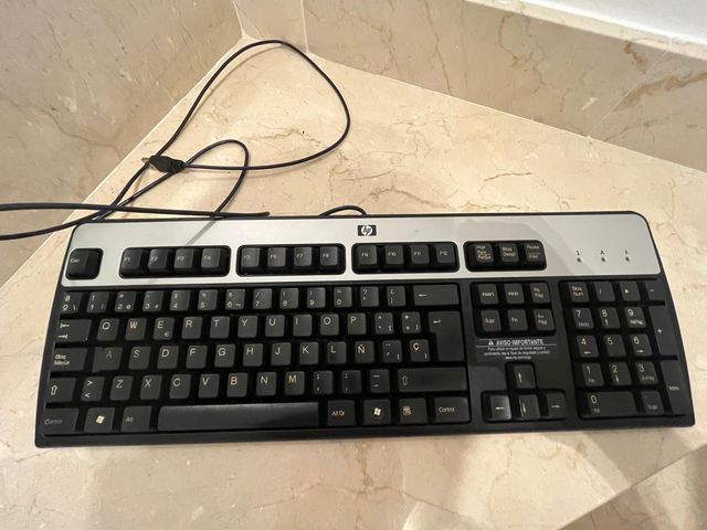 Teclado hp poco uso