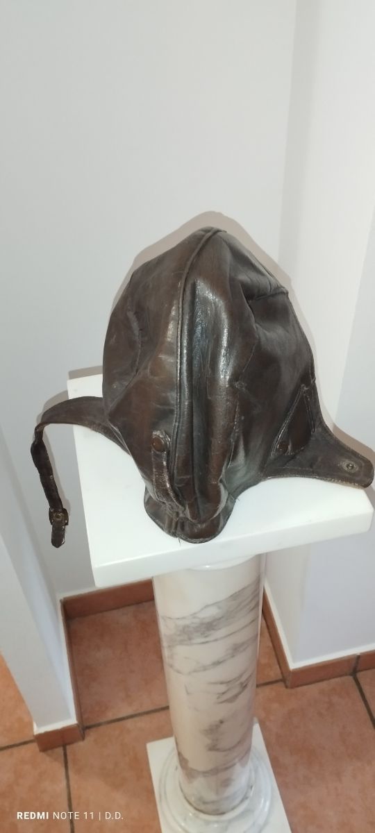 Militaria - Cuffia in cuoio - Promo 2025