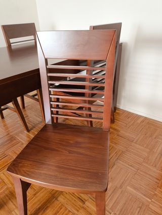 MESA COMEDOR SALON Y CUATRO SILLAS