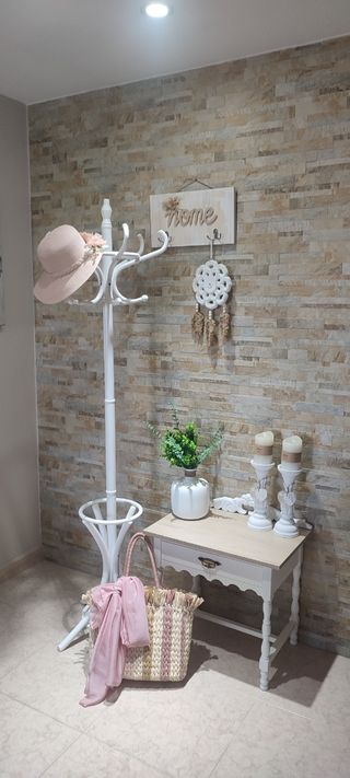 Árbol perchero madera blanco nuevo.