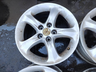 y_742 Llantas de 17 pulgadas Mitsubishi Grandis, 1