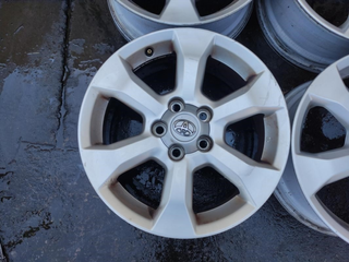 y_448 Llantas de 17 pulgadas Toyota RAV 4 III, 17x
