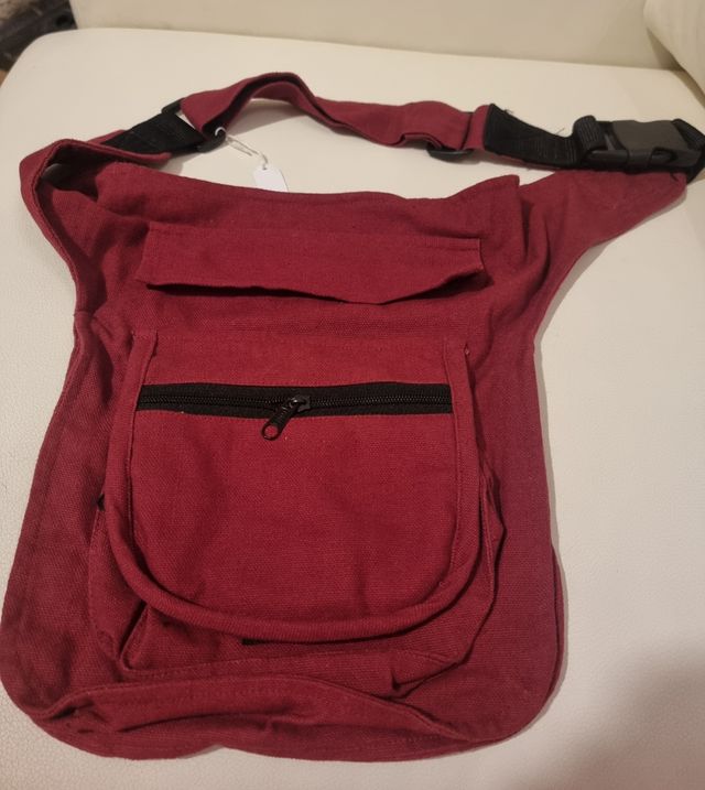 Riñonera con varios compartimentos