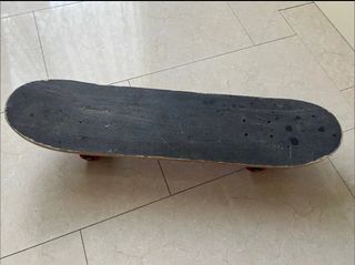 Monopatin / Skateboard 