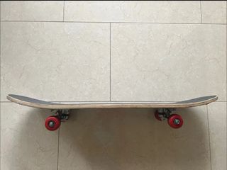 Monopatin / Skateboard 