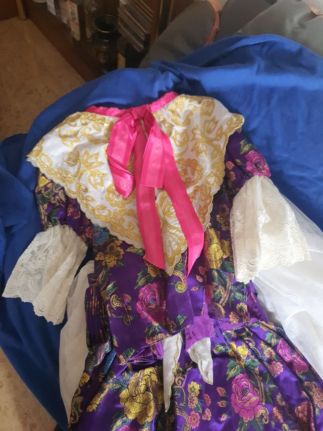 Traje fallera talla 38 de mujer 165 cm altura