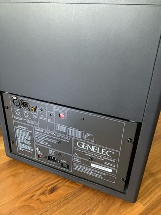 Genelec HTS3B | Subwoofer 3x10"