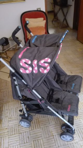 Carrito gemelar Cosatto