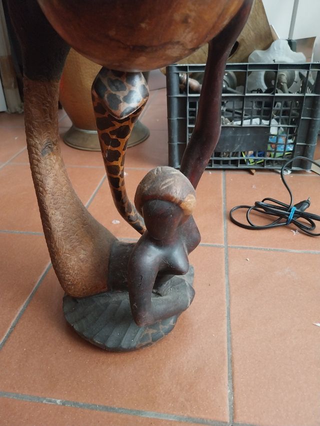 Scultura Posacenere in legno 