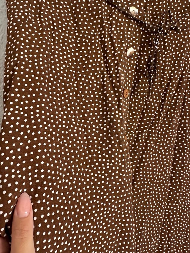 Falda marron de lunares blancos
