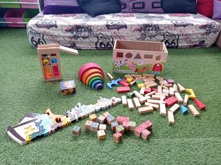 Cubos sensoriales, arcoiris y más