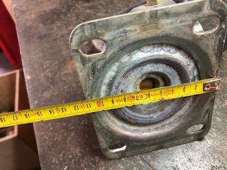 Ruedas para contenedor