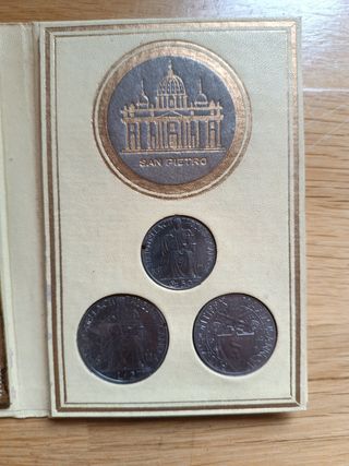 Moneda y sellos antiguos 