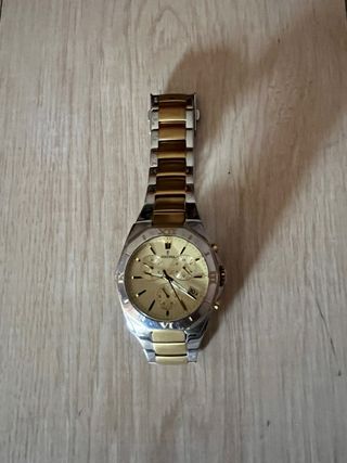 Reloj festina dorado