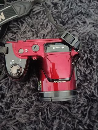 Nikon L810
