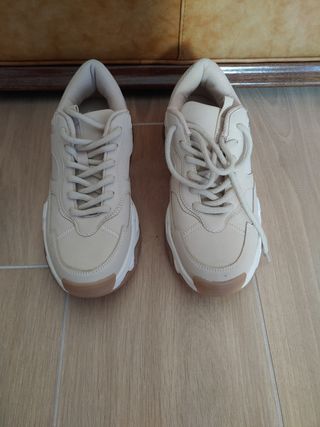 Zapatillas de mujer o niña
