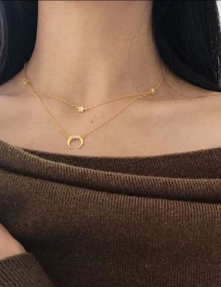 Collar luna a 10 € la unidad. De Plata maciza. 