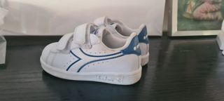 Scarpe Diadora bimbo numero 25