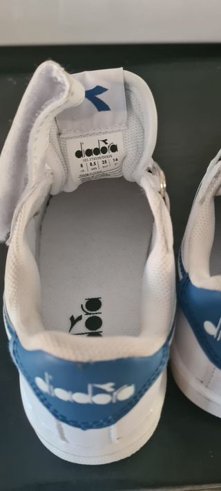 Scarpe Diadora bimbo numero 25