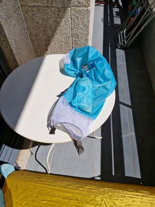 Piscina con tiemda solar ludi UV50
