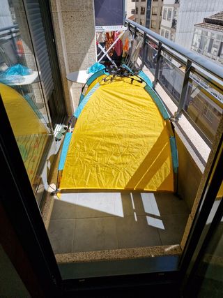 Piscina con tiemda solar ludi UV50