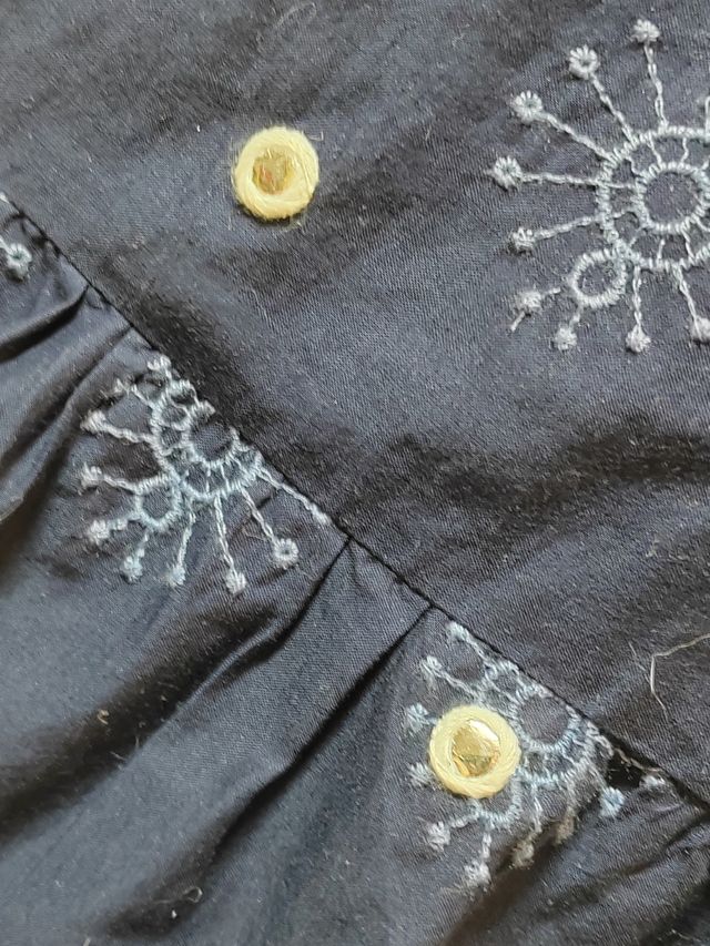 Falda larga bordada y espejitos nueva 